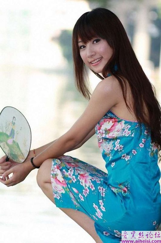 鲜花一般的旗袍姑娘