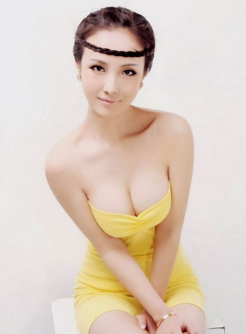 中国豪乳干露露和赵铭