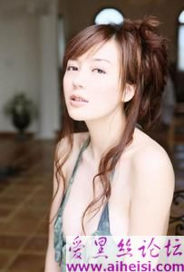 宅男hold不住的周韦彤裸浴照