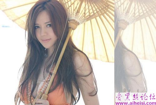 宅男hold不住的周韦彤裸浴照