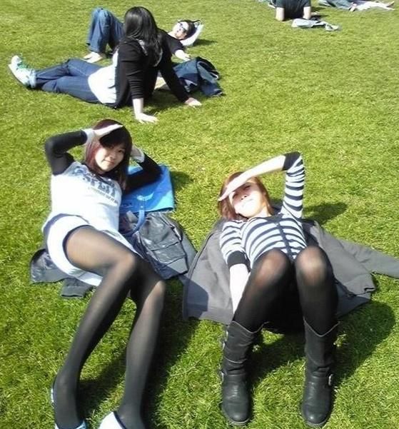 大学女生宿舍丝袜美腿