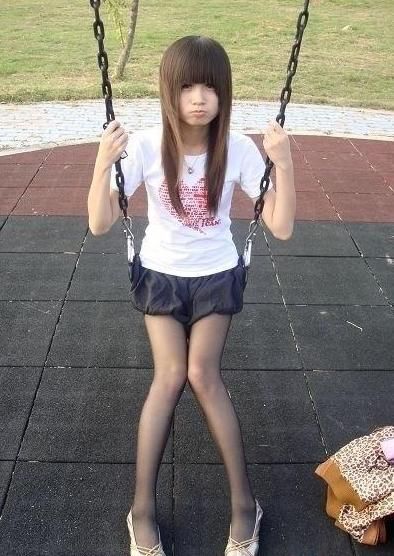 大学女生宿舍丝袜美腿