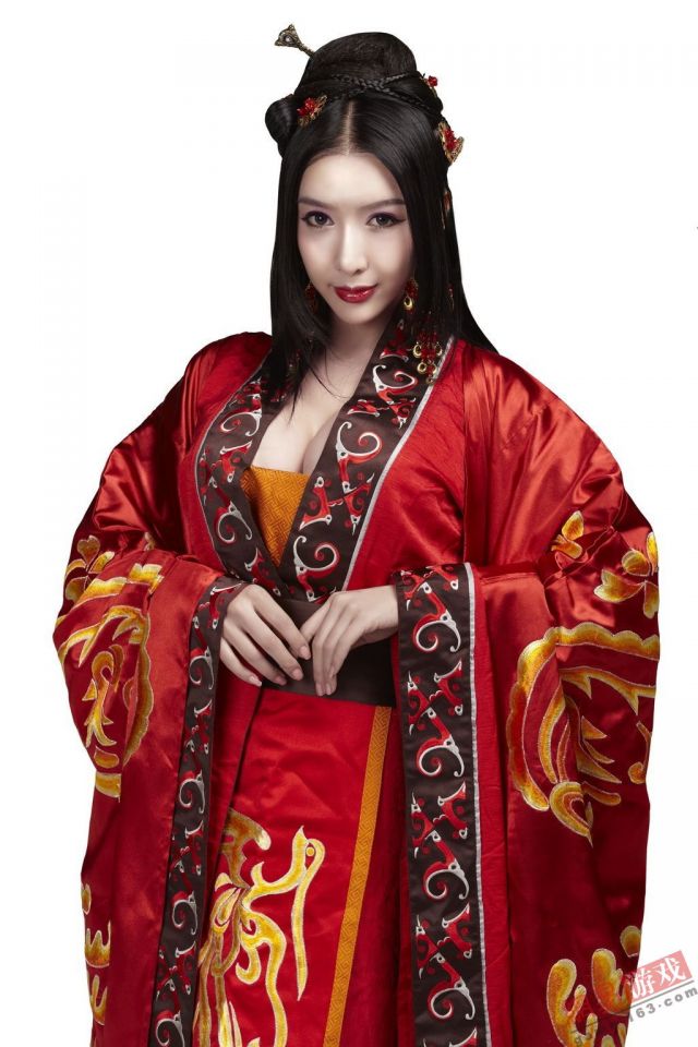 张婉悠性感复出，为《枭雄》COS貂蝉