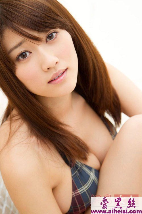 日本最新美胸女优原千惠写真