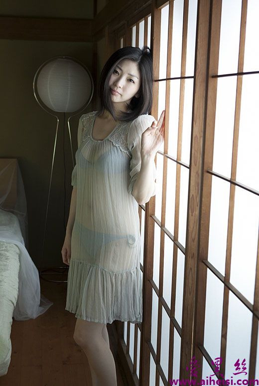 日向泉的性感诱惑