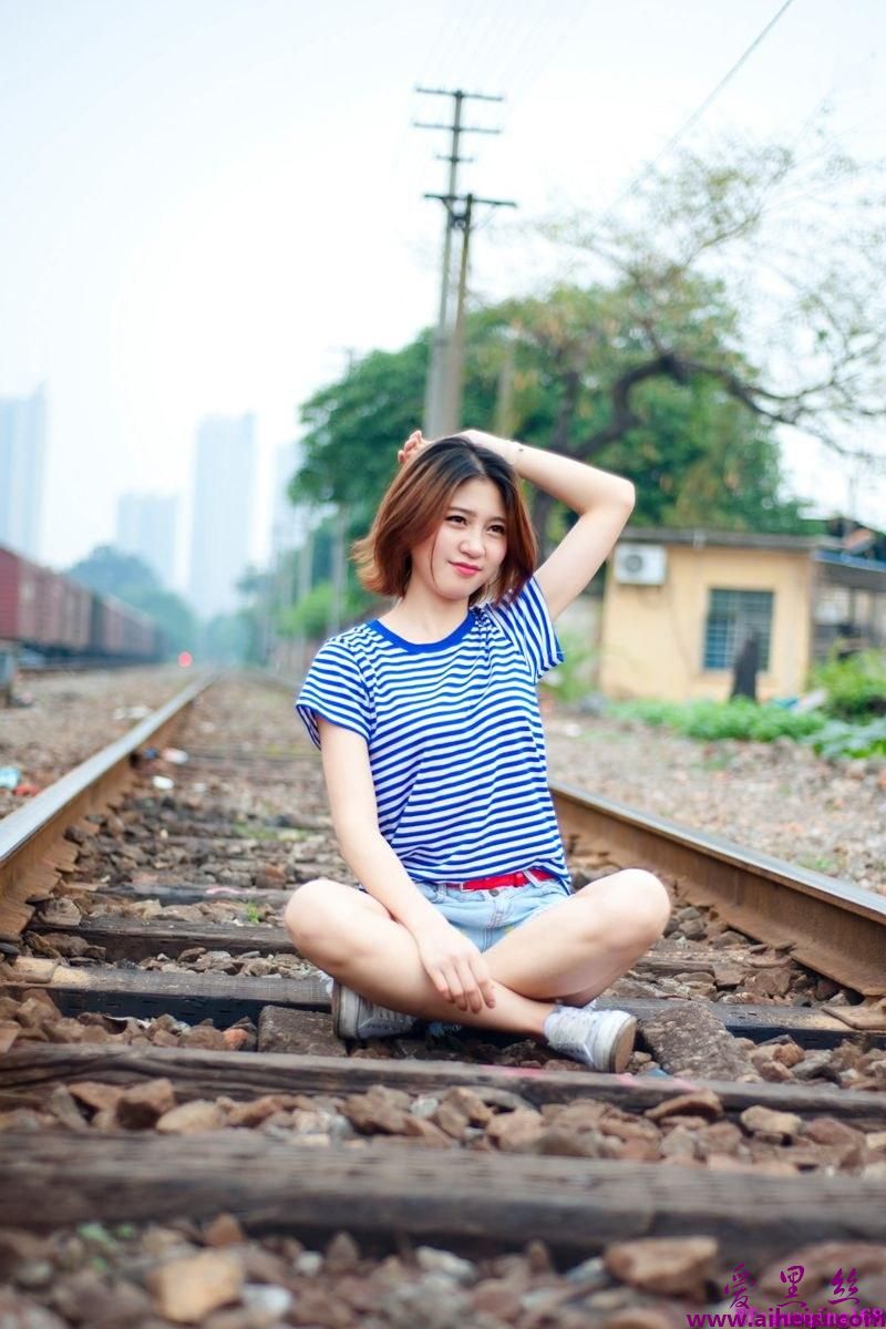 岁月如歌清纯美女高清写真套图