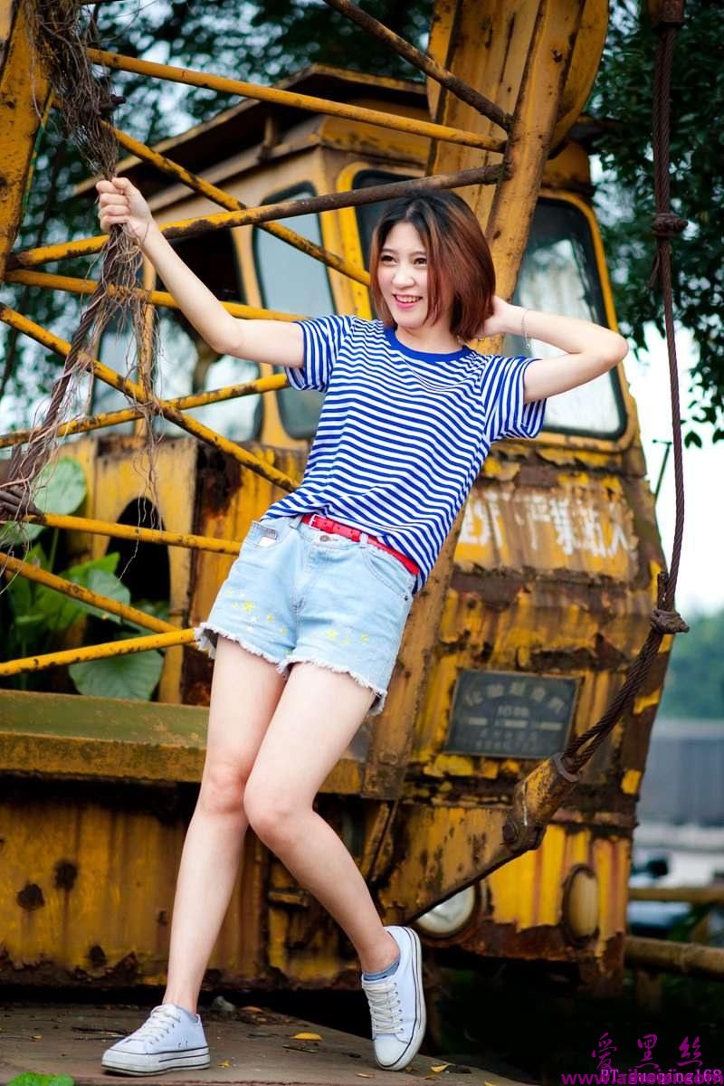 岁月如歌清纯美女高清写真套图