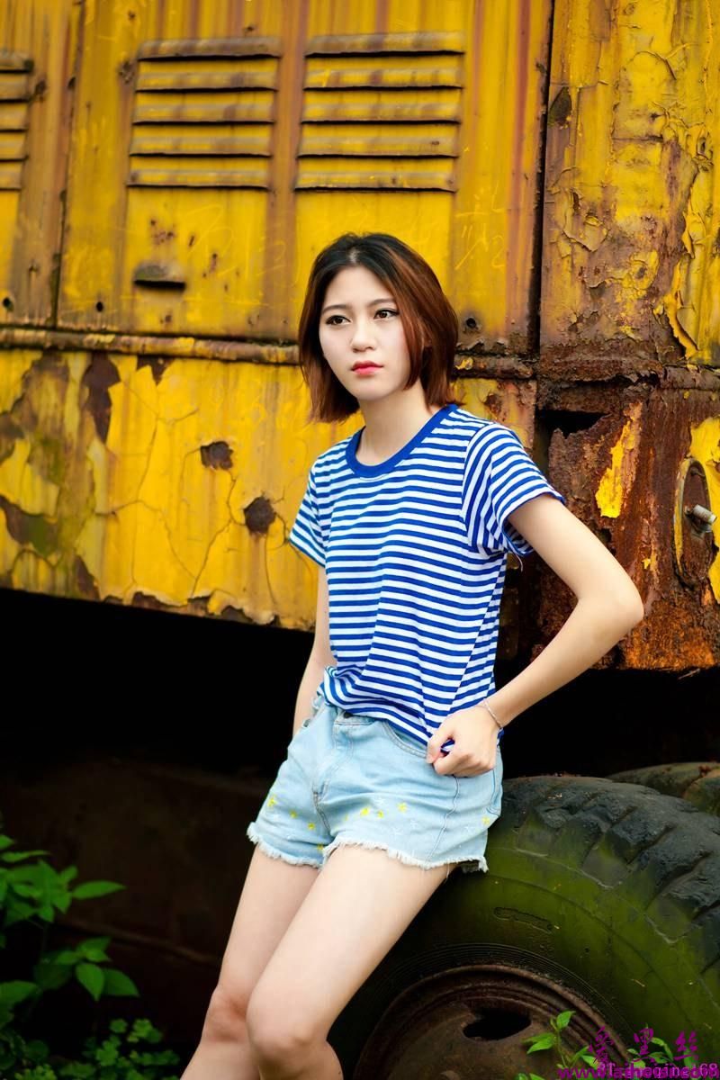 岁月如歌清纯美女高清写真套图