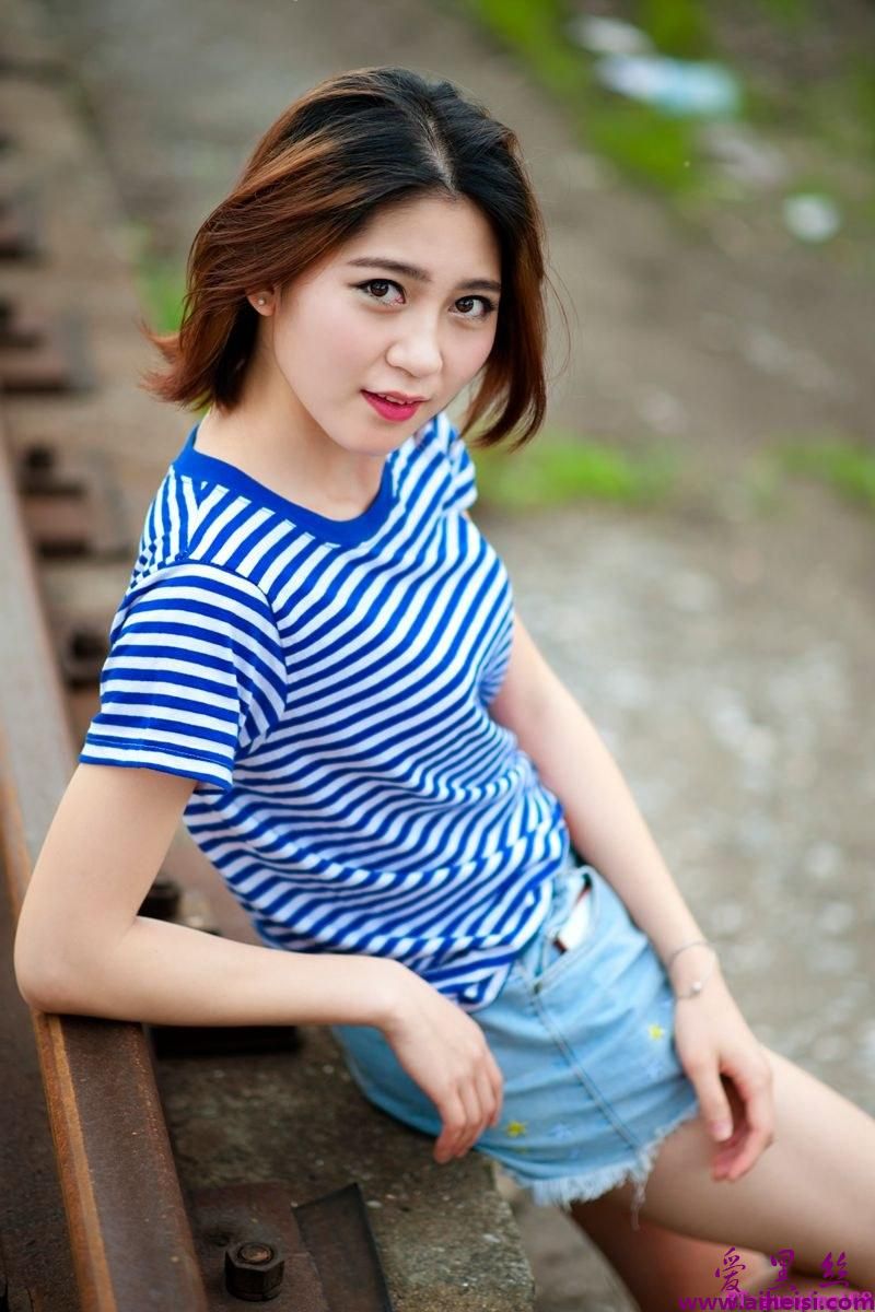 岁月如歌清纯美女高清写真套图