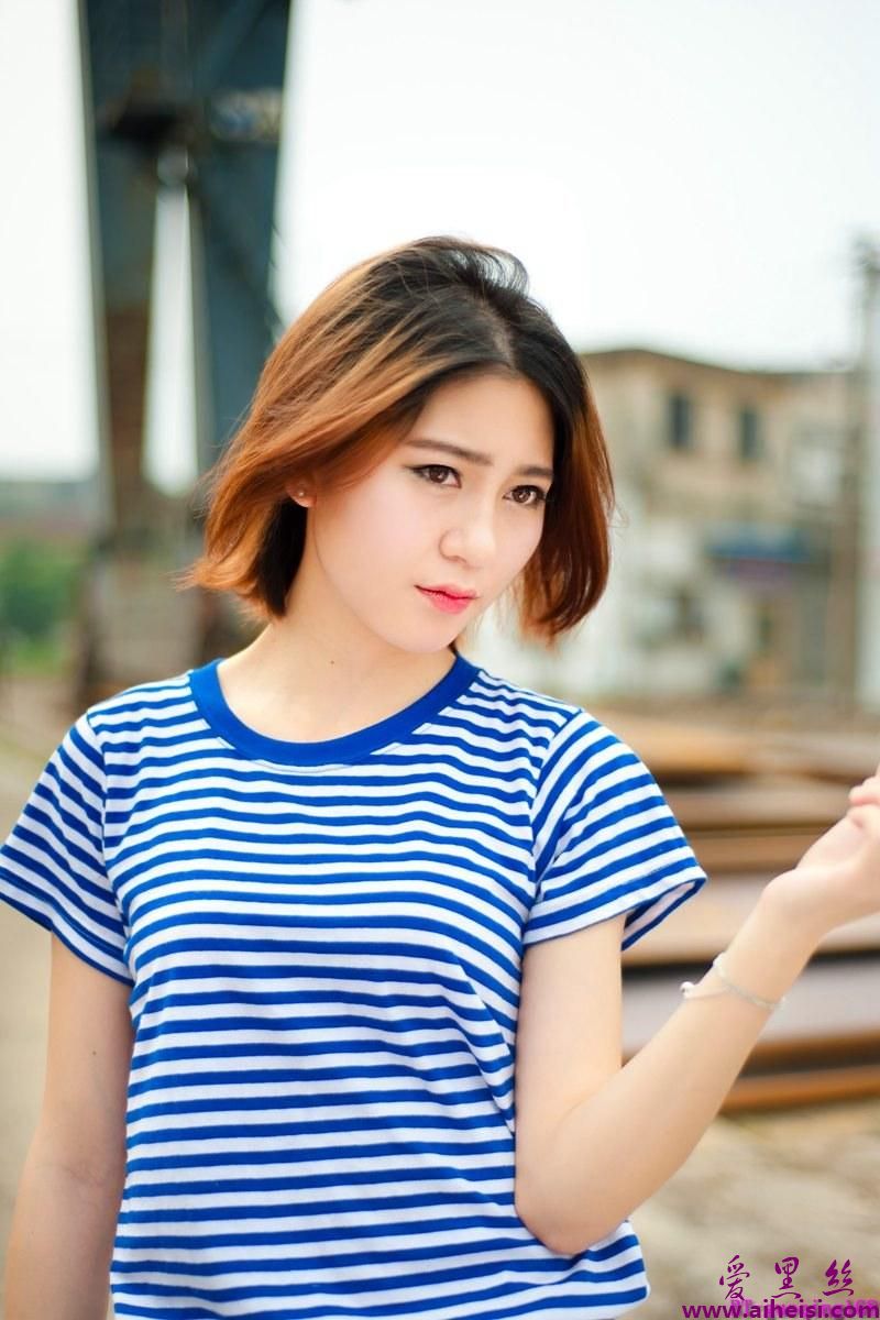 岁月如歌清纯美女高清写真套图
