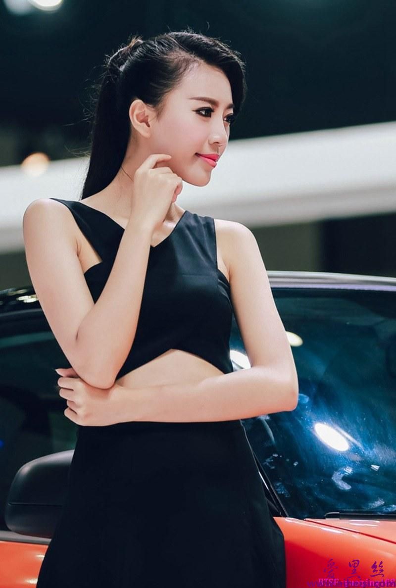 性感气质车模优雅大方性感撩人高清车展美女图片
