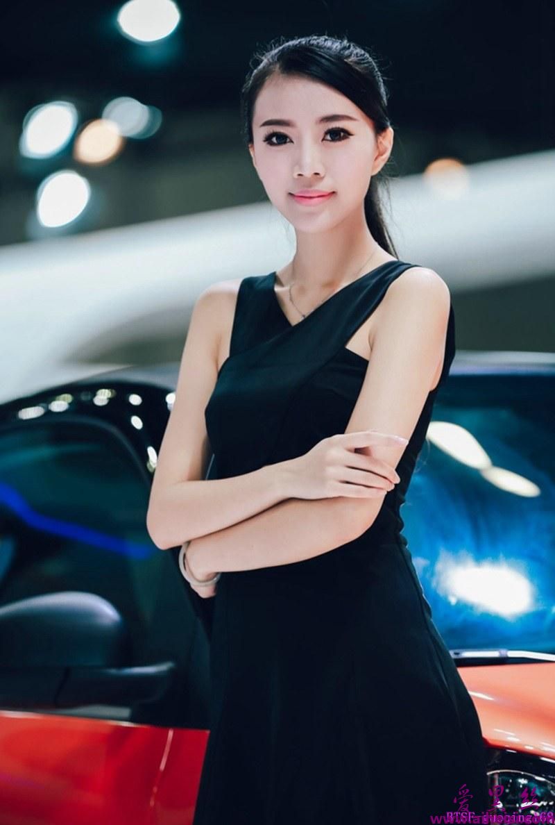 性感气质车模优雅大方性感撩人高清车展美女图片