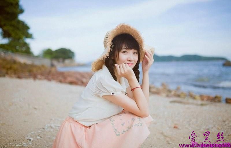 双马尾可爱美女夏日海边写真唯美摄影