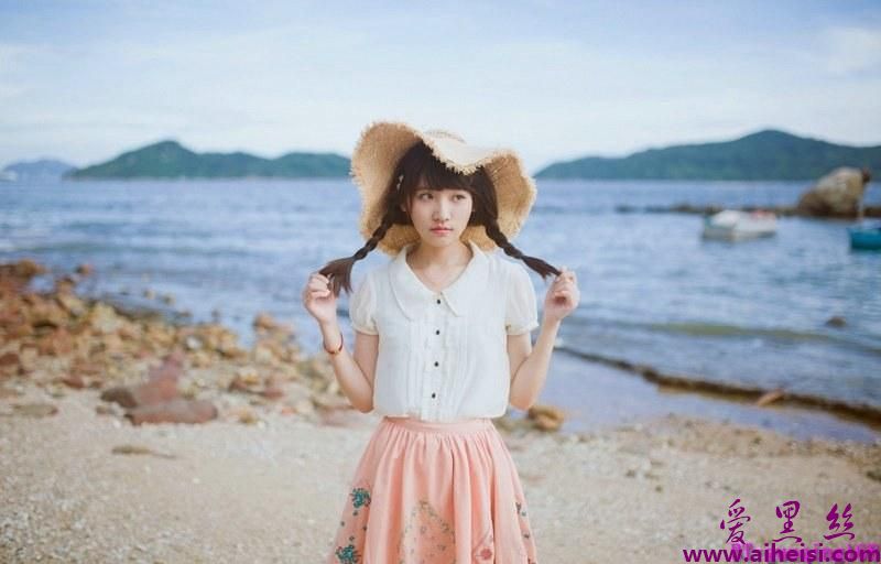 双马尾可爱美女夏日海边写真唯美摄影