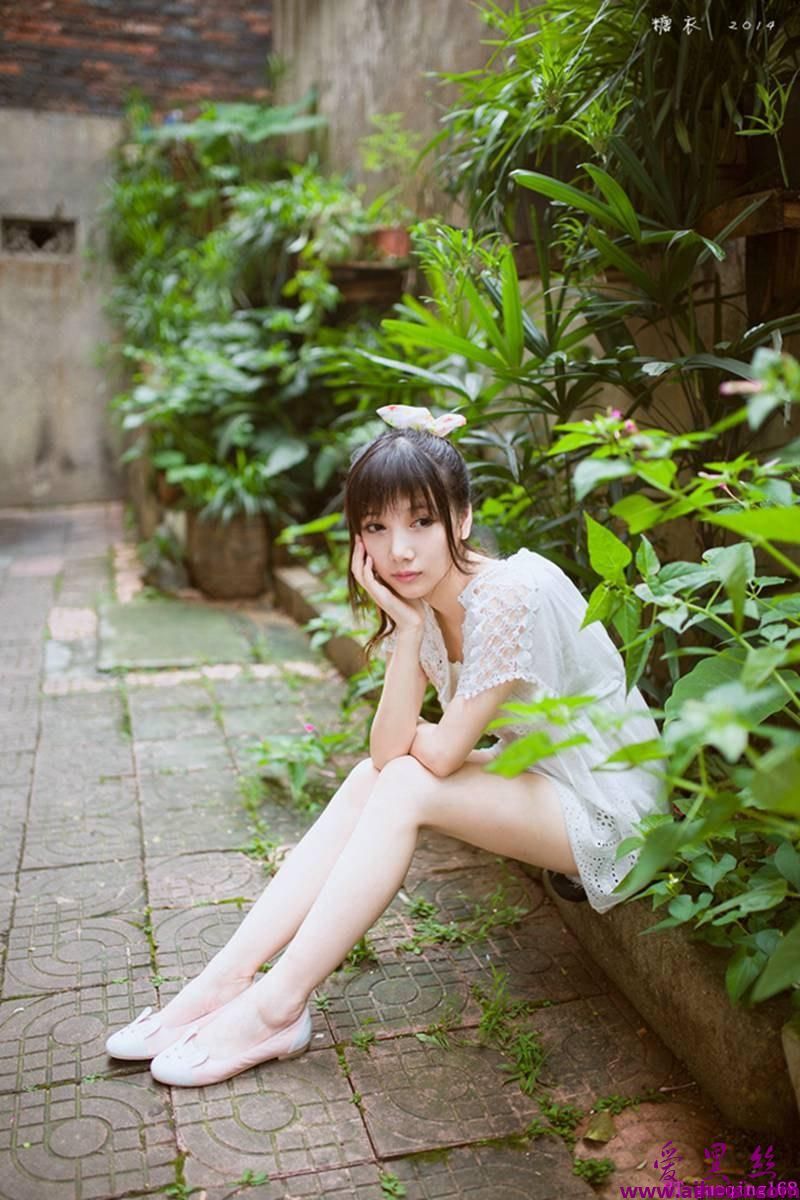 清纯少女秘密花园写真笑容甜美唯美摄影