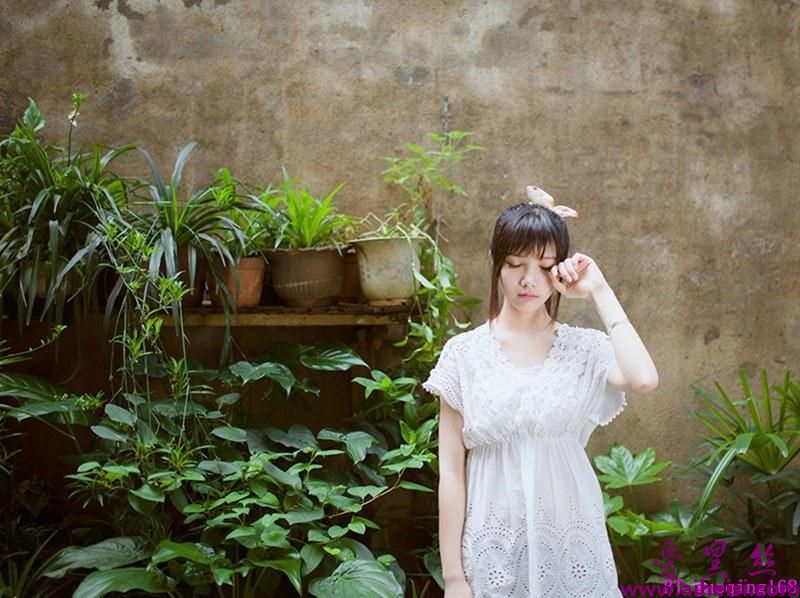 清纯少女秘密花园写真笑容甜美唯美摄影