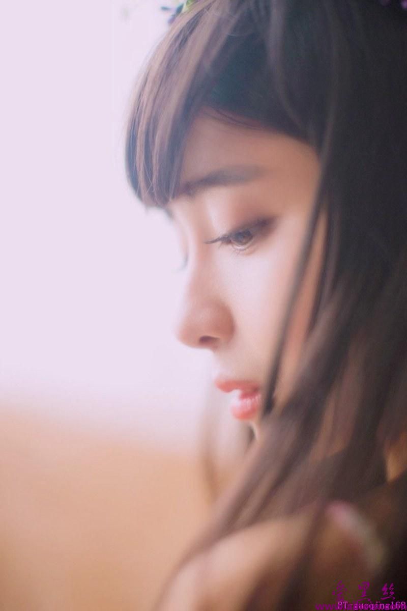 治愈系校花美女清新脱俗朦胧摄影
