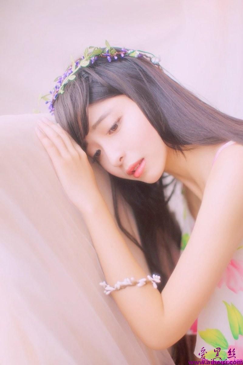 治愈系校花美女清新脱俗朦胧摄影