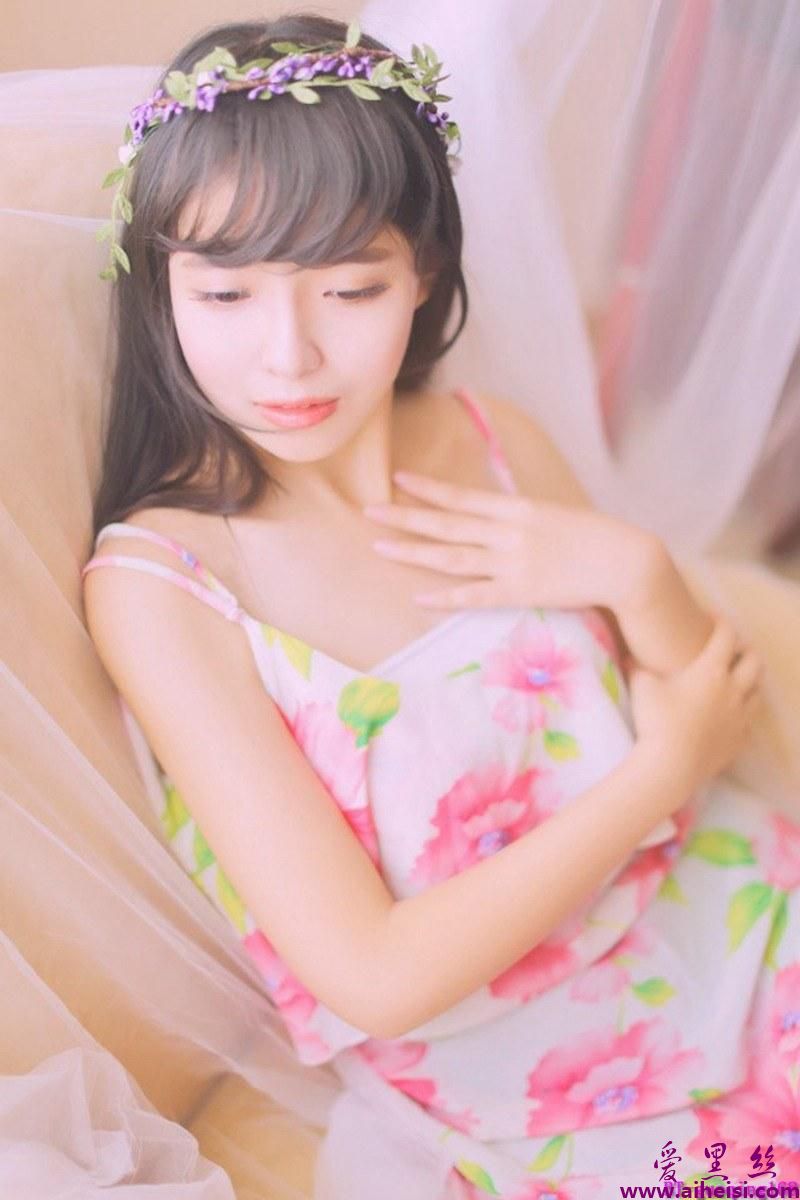 治愈系校花美女清新脱俗朦胧摄影