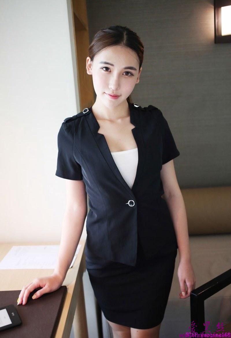 美女秘书熊吖BOBO办公室制服诱惑高清图片