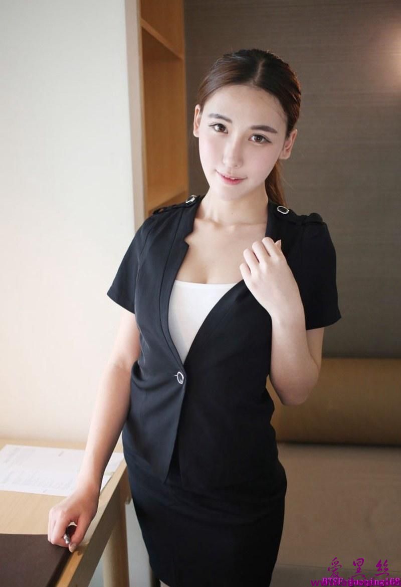 美女秘书熊吖BOBO办公室制服诱惑高清图片