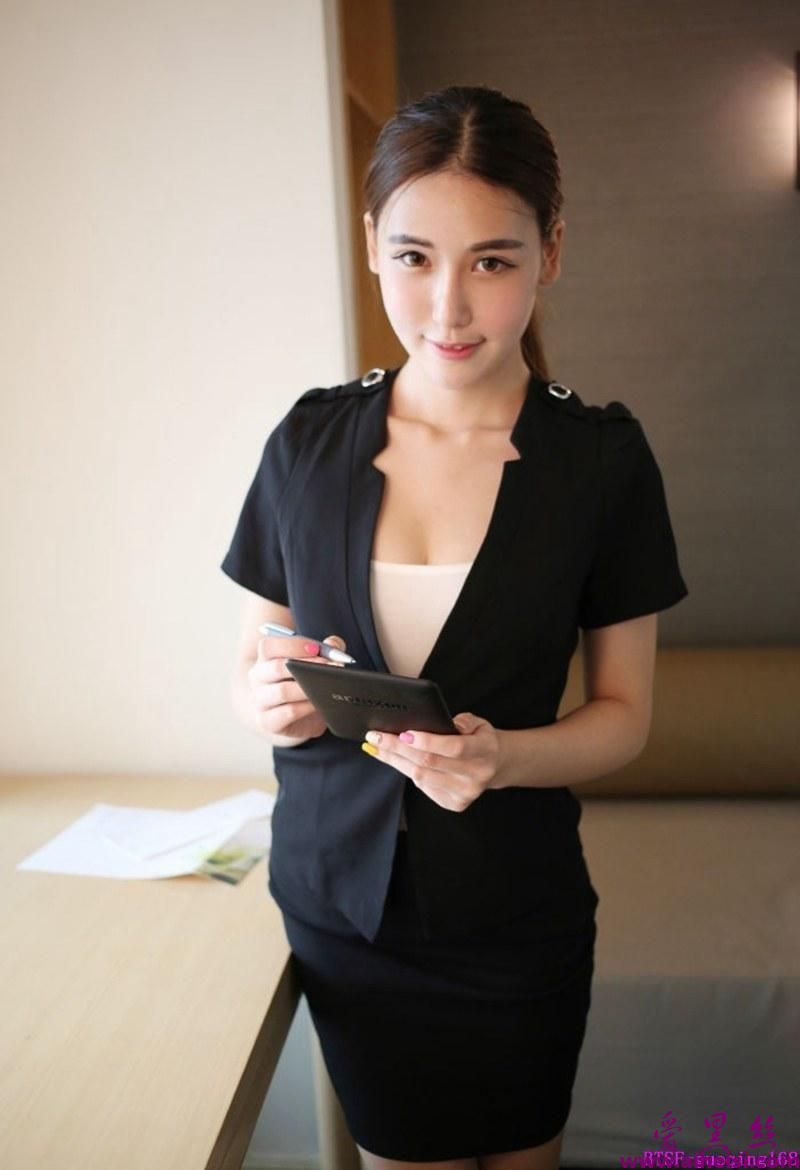 美女秘书熊吖BOBO办公室制服诱惑高清图片
