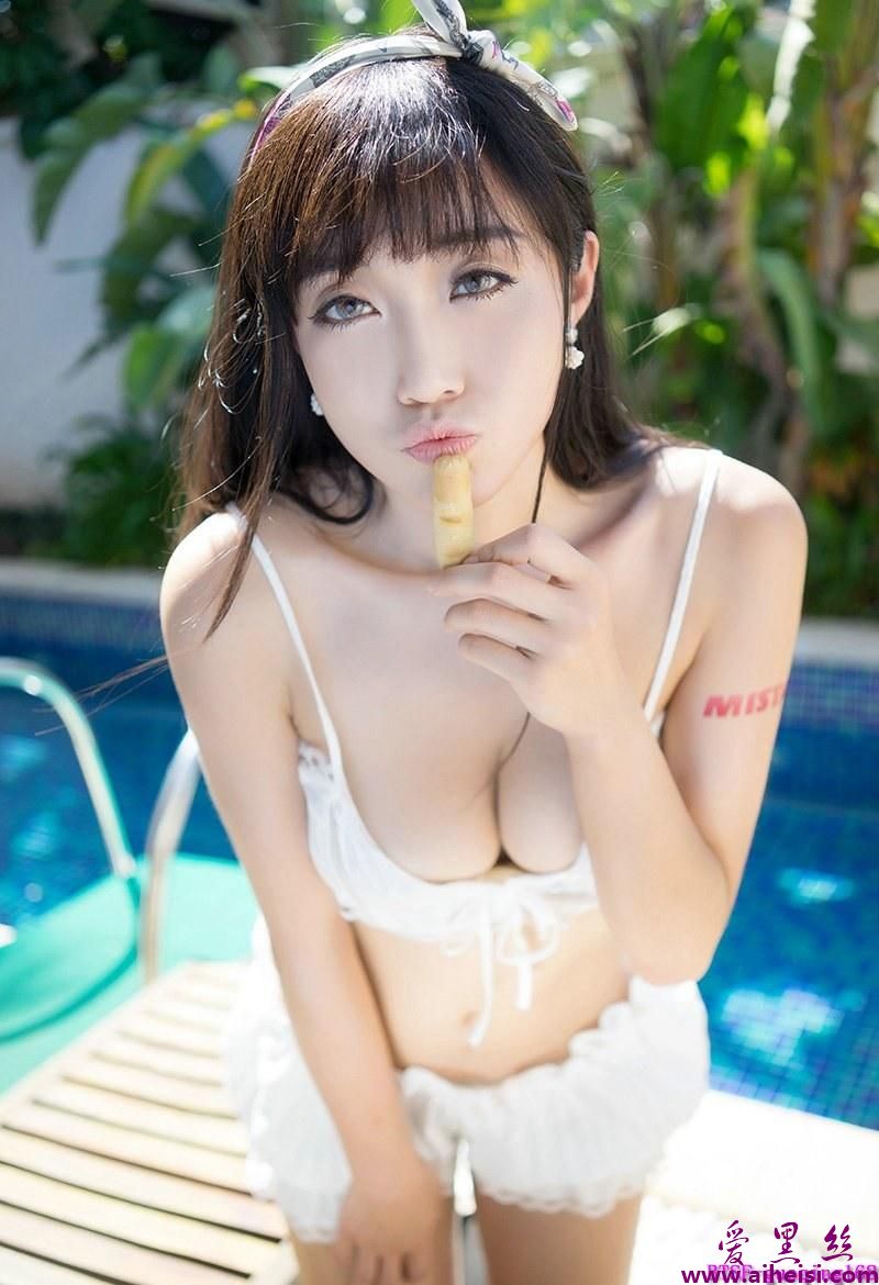 性感少妇丽丽婀娜多姿千娇百媚爱艺术