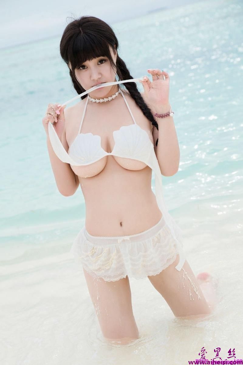 巨乳美眉可儿贝壳内衣性感迷人唯美艺术写真