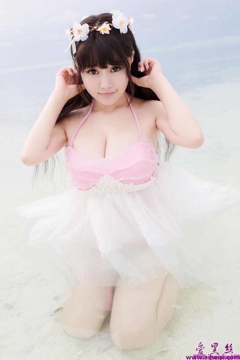 巨乳美眉可儿贝壳内衣性感迷人唯美艺术写真