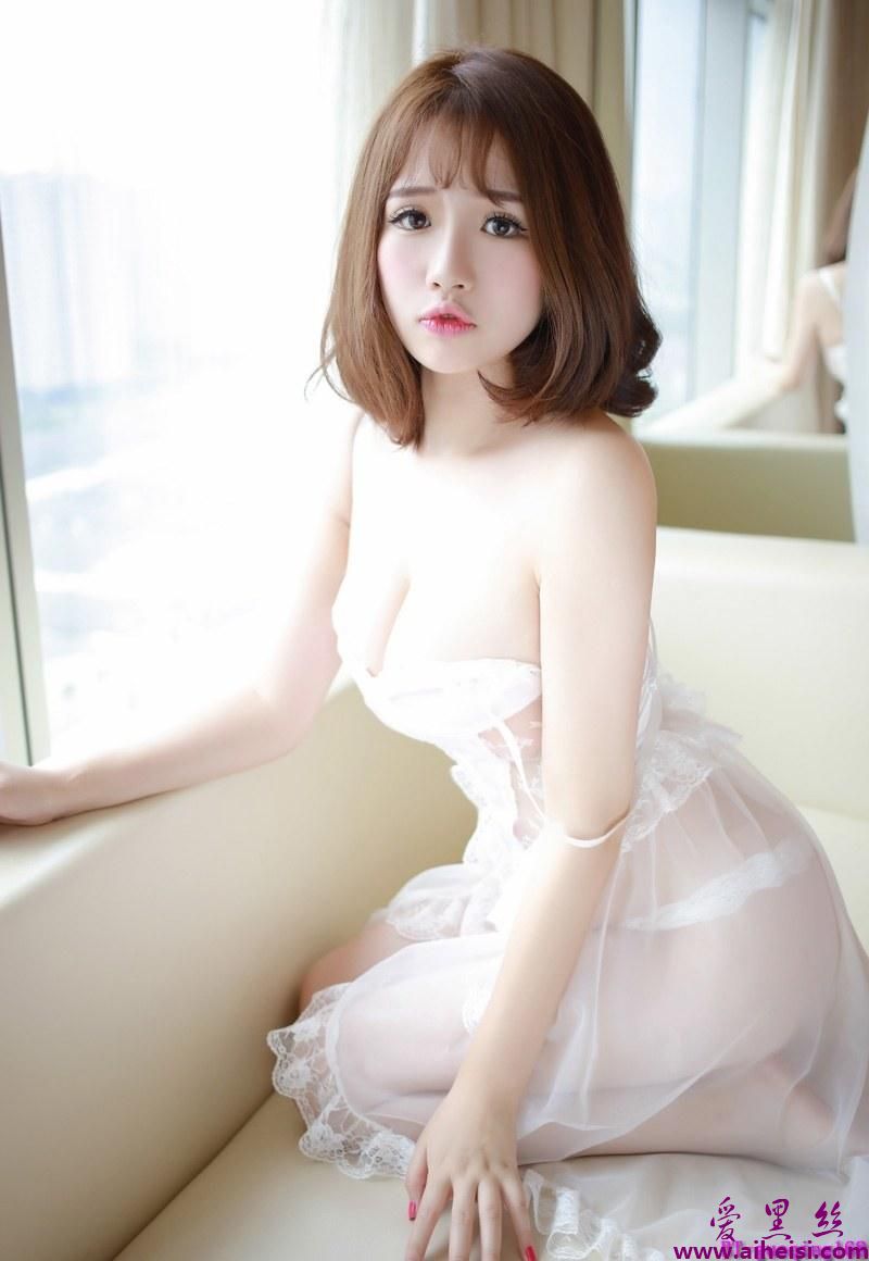 白嫩美女徐cake美胸深沟透明情趣内衣高清性感美图