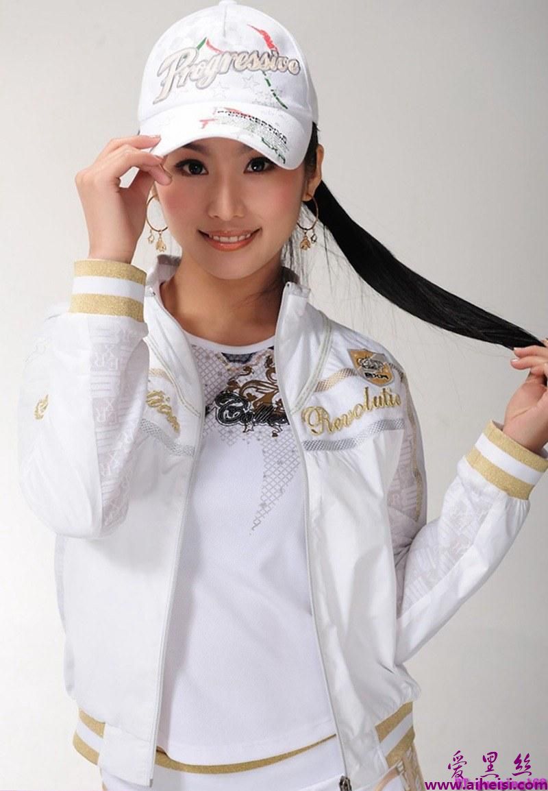 中国美女明星宁露性感时尚高清写真