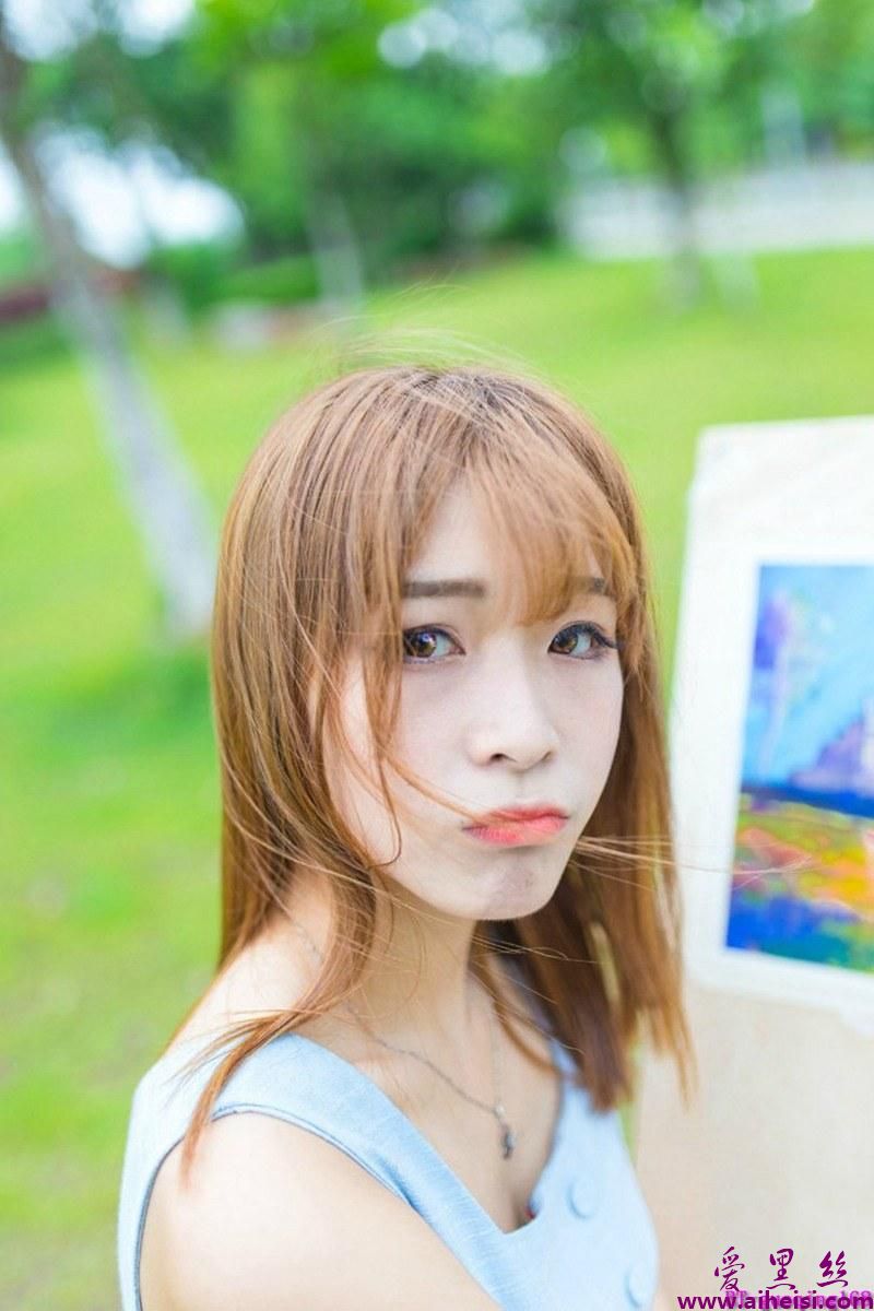 美术女孩户外清纯可人唯美写真