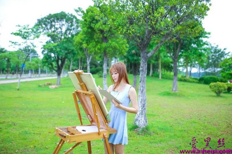 美术女孩户外清纯可人唯美写真