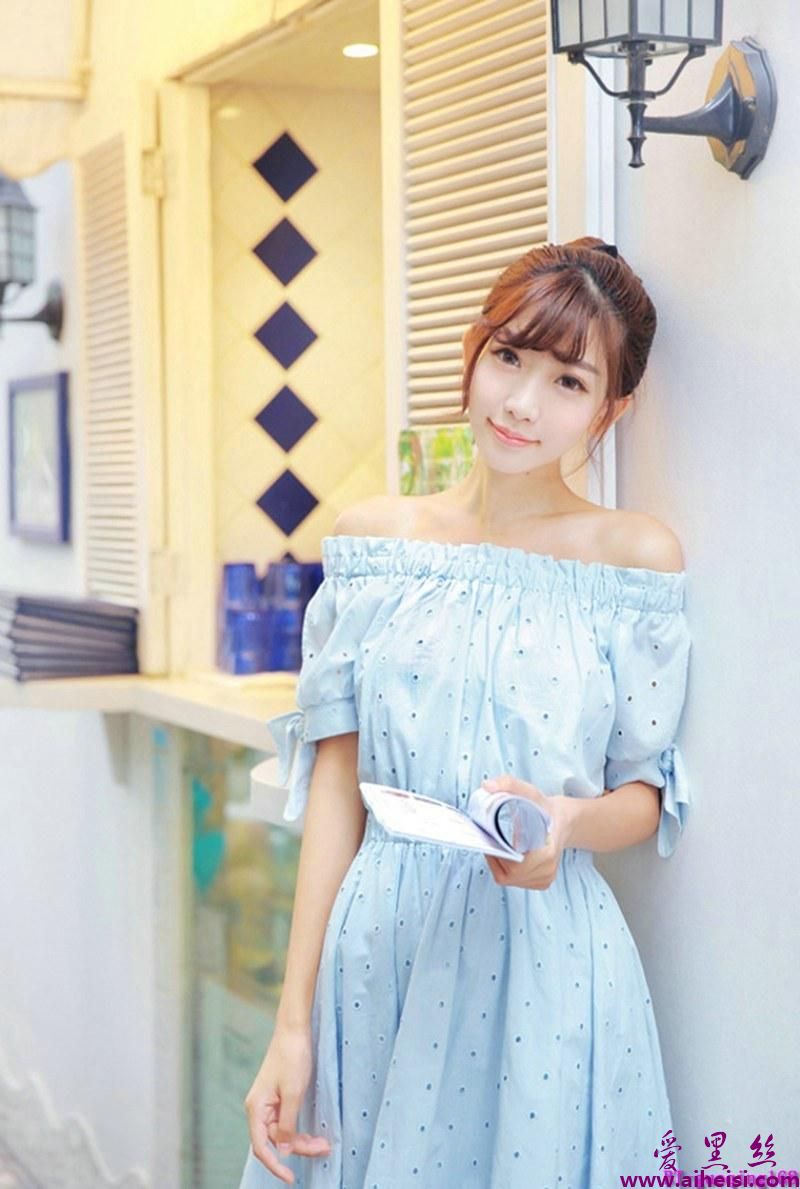 清纯马尾辫少女可爱俏皮唯美街拍