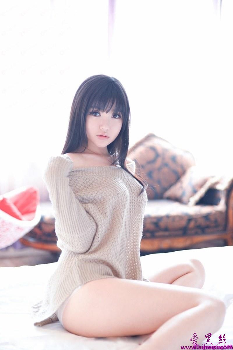 娇嫩性感mm米妮经典情趣内衣写真艺术照