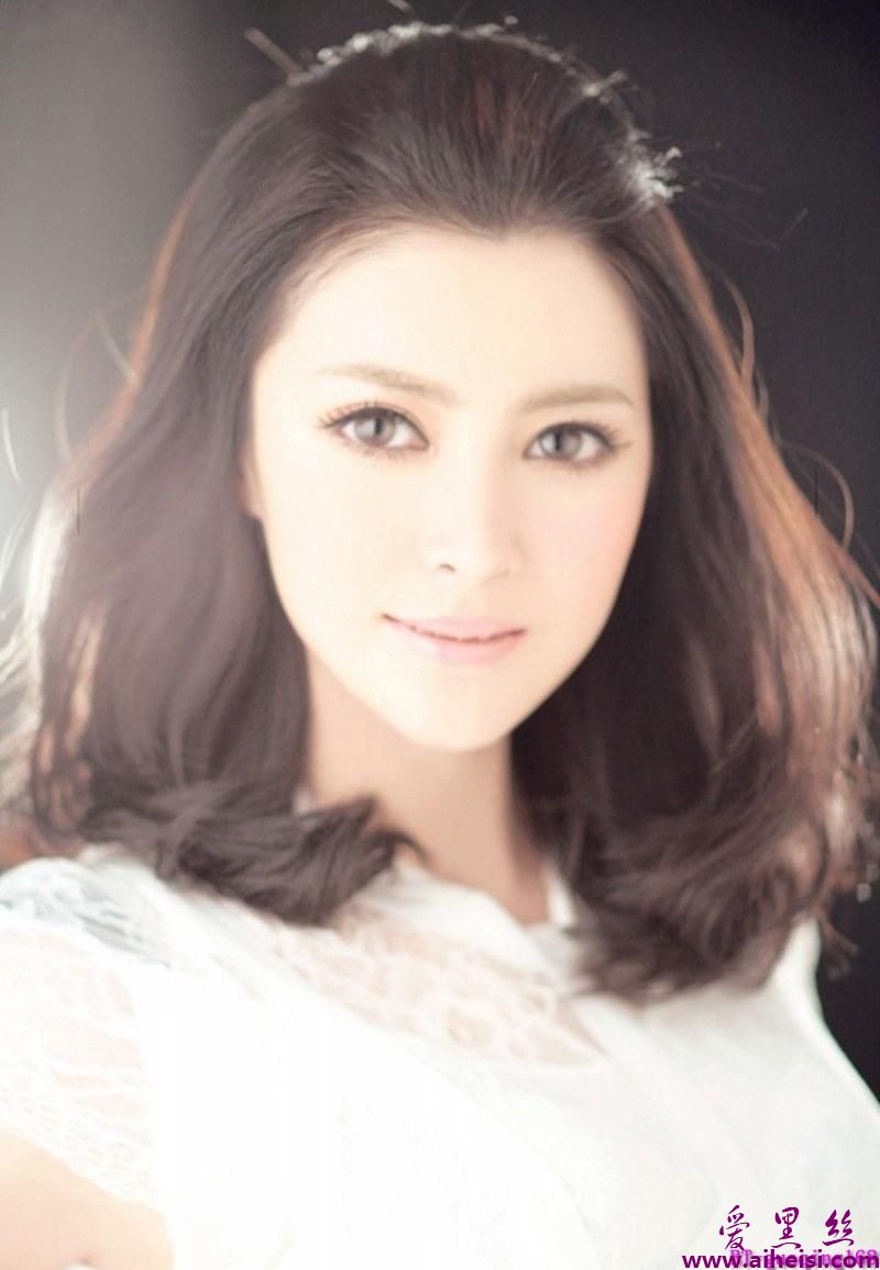 中国美女明星裴里惠初秋性感写真