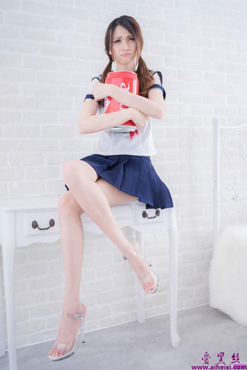 学生制服美女甜美动人养眼写真