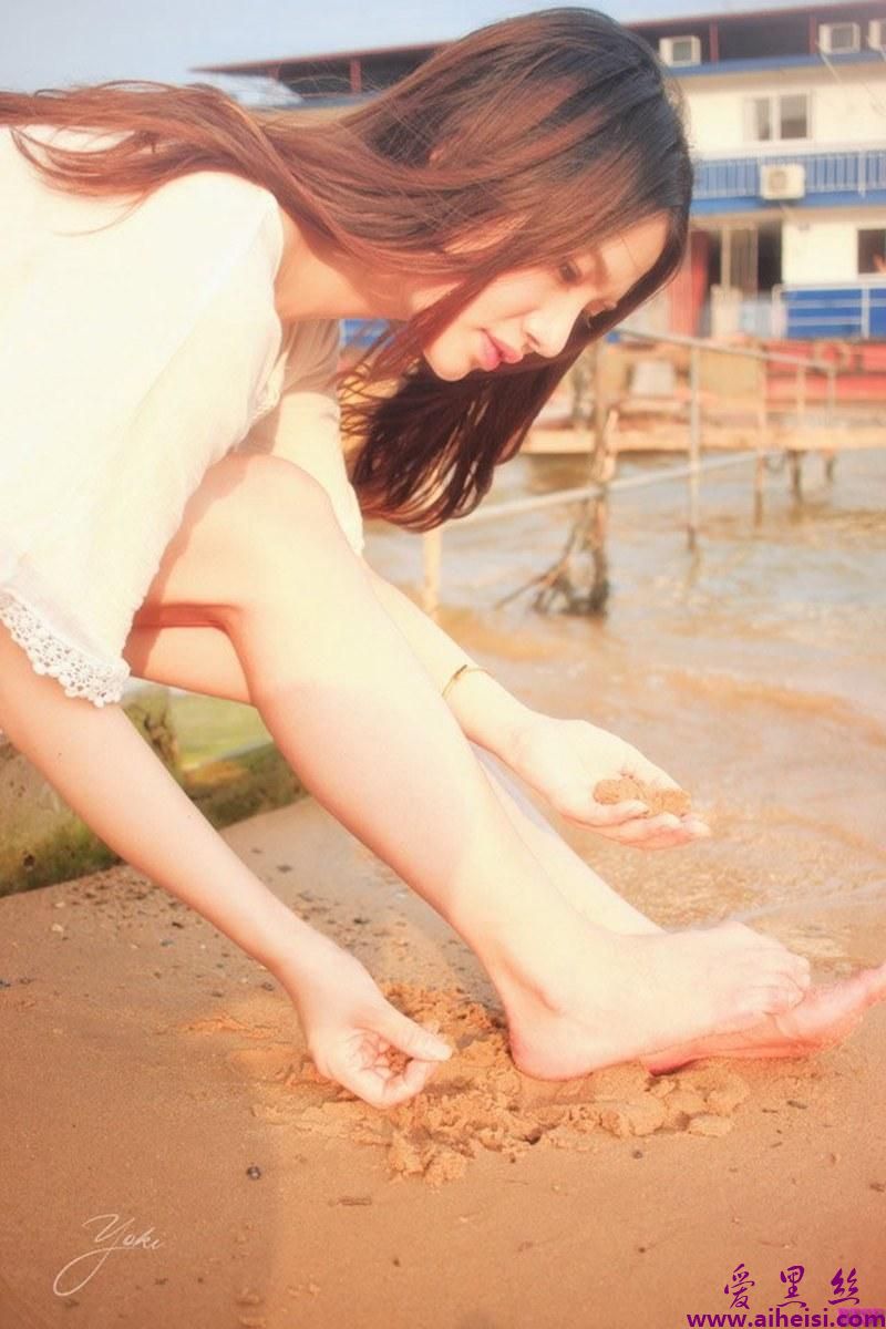 清纯的风筝美少女甜美可爱写真青春无敌