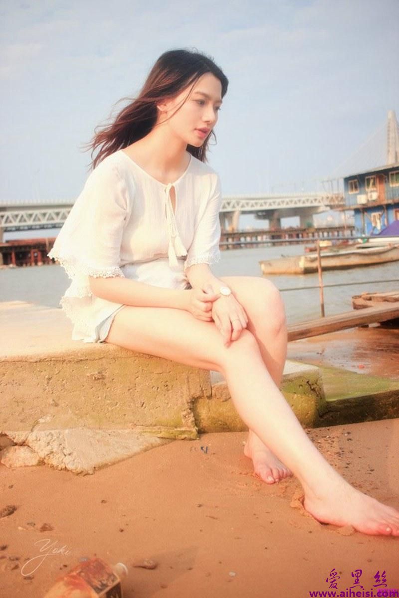 清纯的风筝美少女甜美可爱写真青春无敌