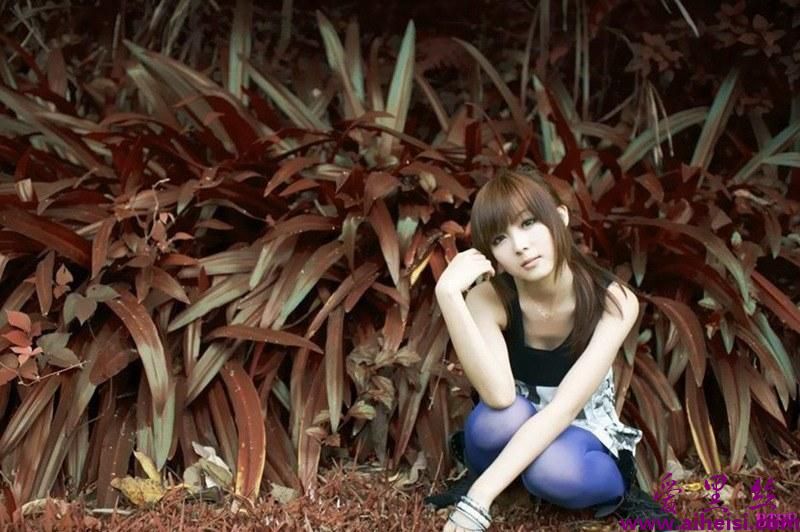 清纯的风筝美少女甜美可爱写真青春无敌