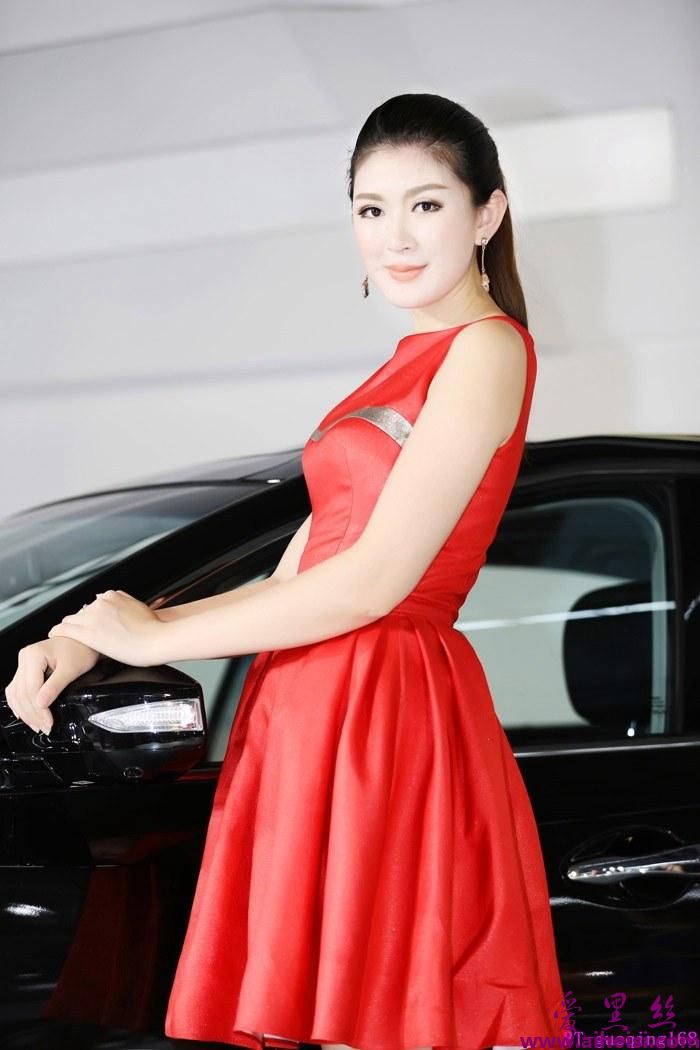 北京美女趴车展写真