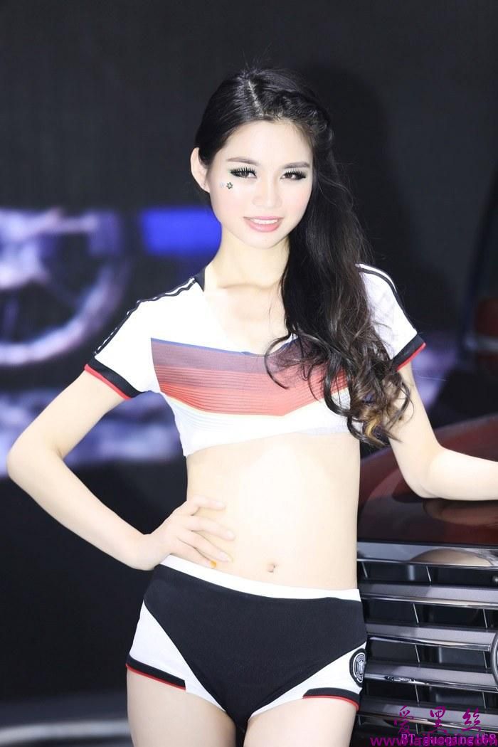 北京美女趴车展写真