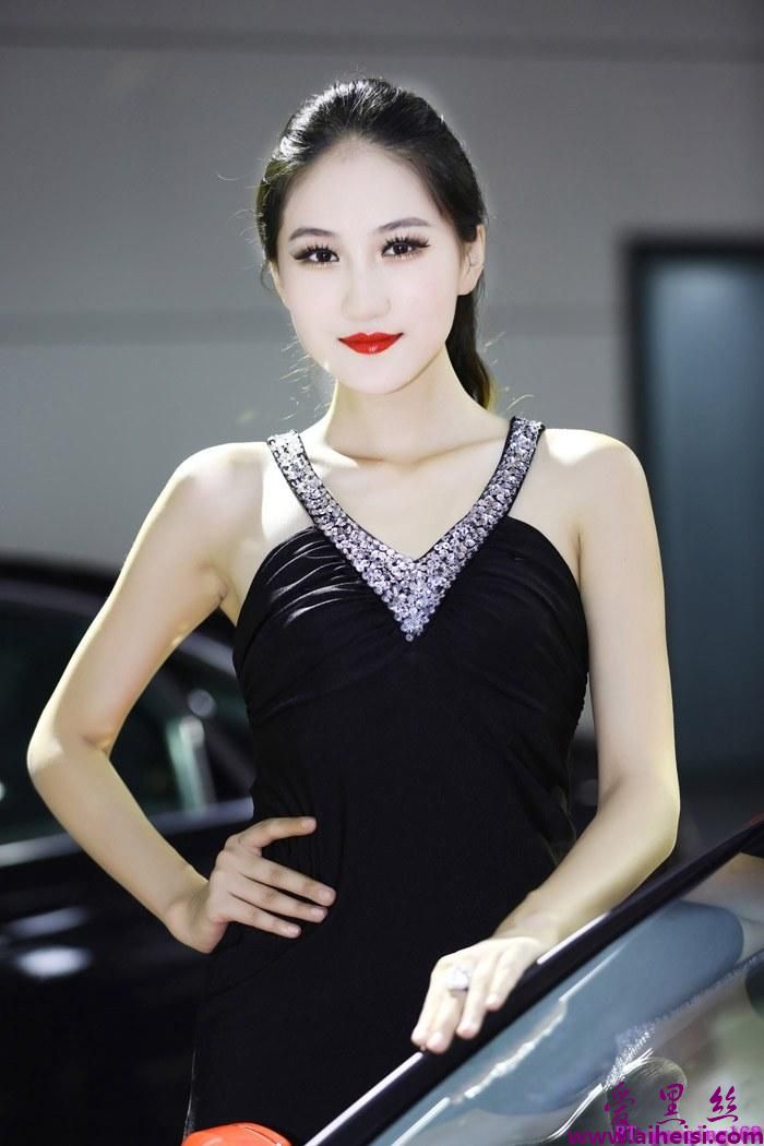 北京美女趴车展写真