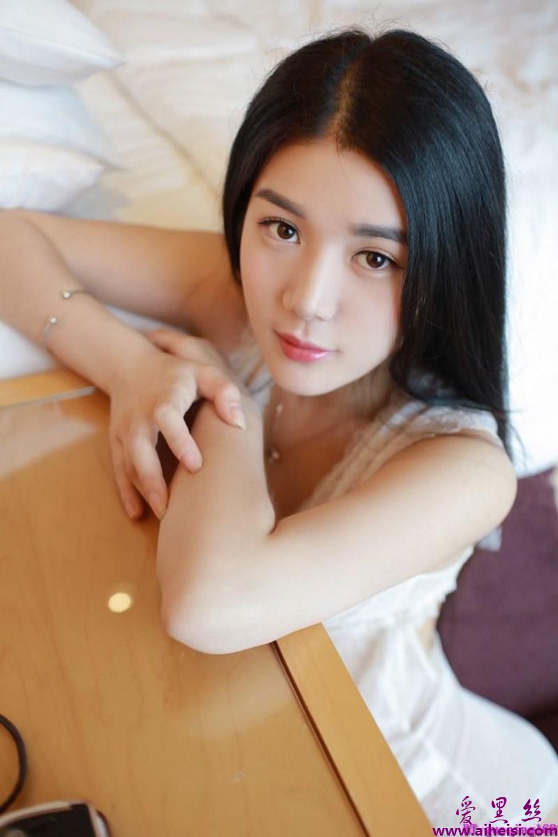王梓童美胸翘臀大尺度诱惑高清人体艺术
