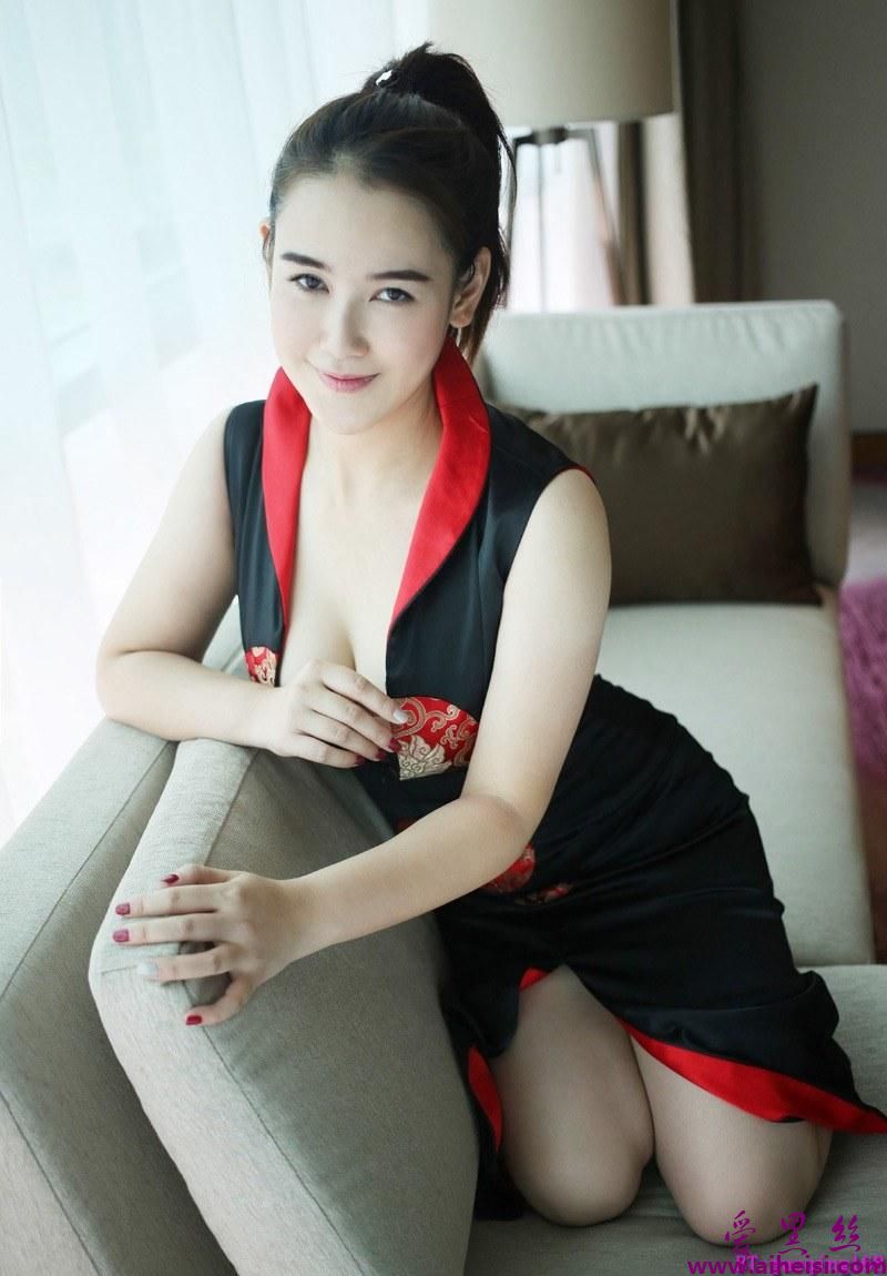 巨乳熟女猫本amy女性艺术照片