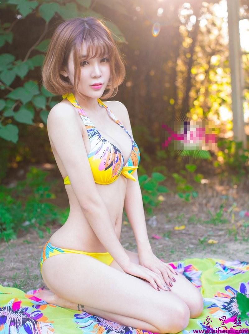 丰满少妇Alin美胸露沟性感销魂精品美乳
