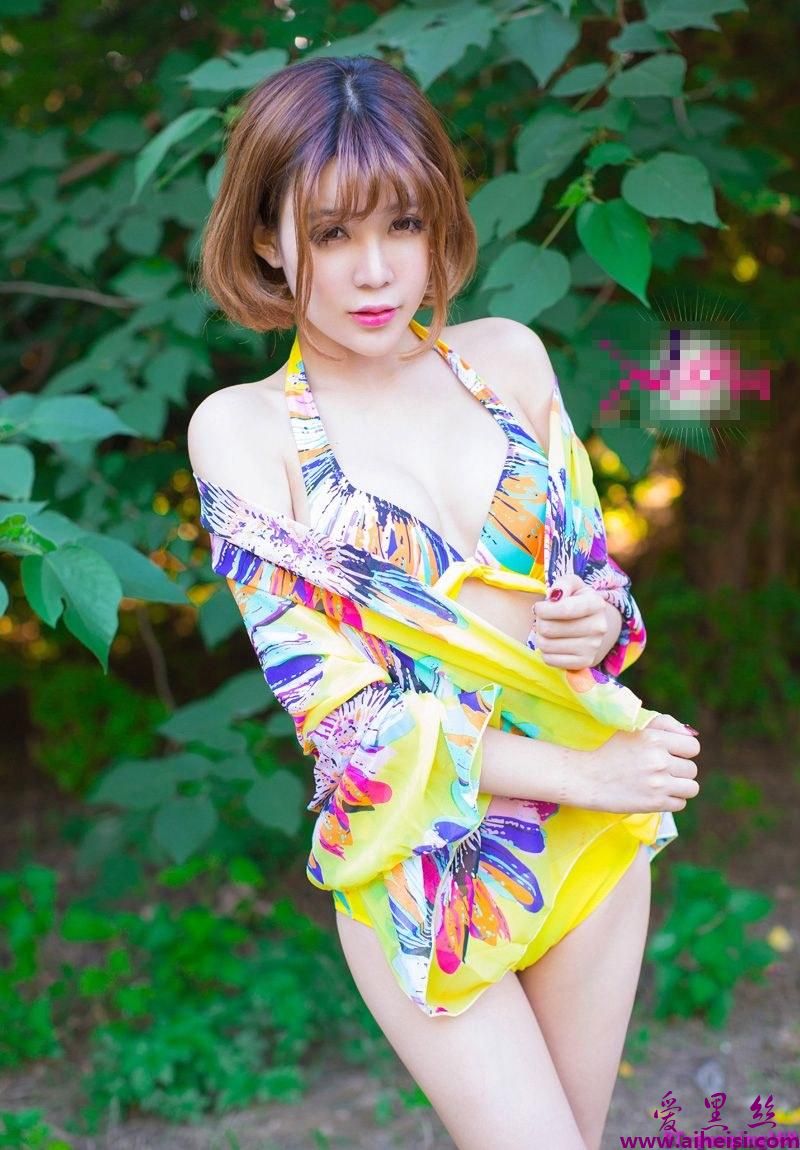 丰满少妇Alin美胸露沟性感销魂精品美乳