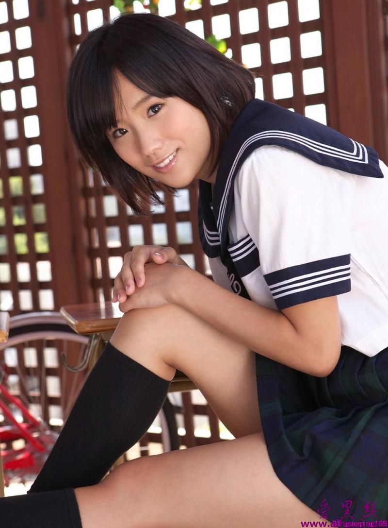 日本写真女优SpecialGallery橋本柚稀制服ギャラリー