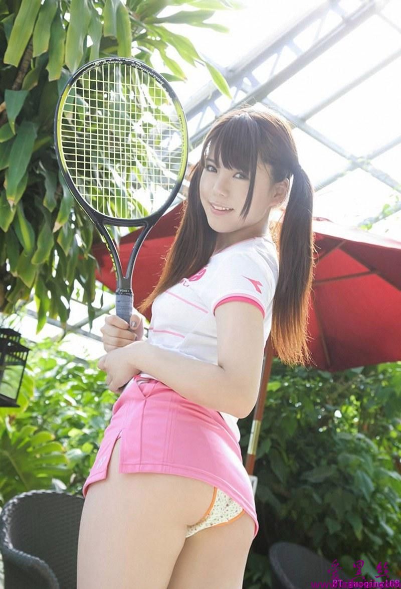 日本豪乳中原未來丰乳肥臀性感嫩滑