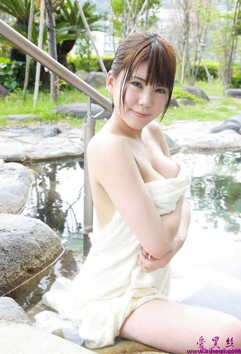 日本豪乳中原未來丰乳肥臀性感嫩滑